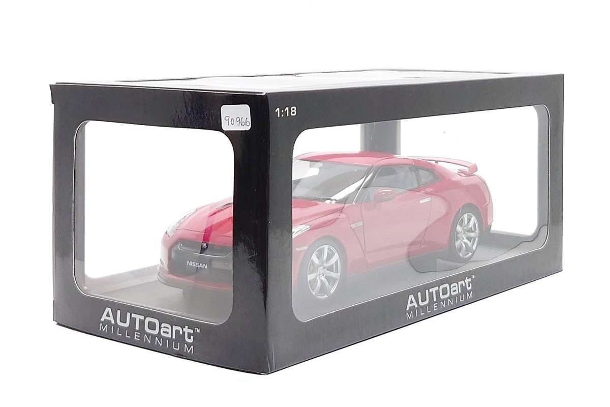 AUTOart 1:18 Nissan GT-R (R35) in Vibrant Red | eBay