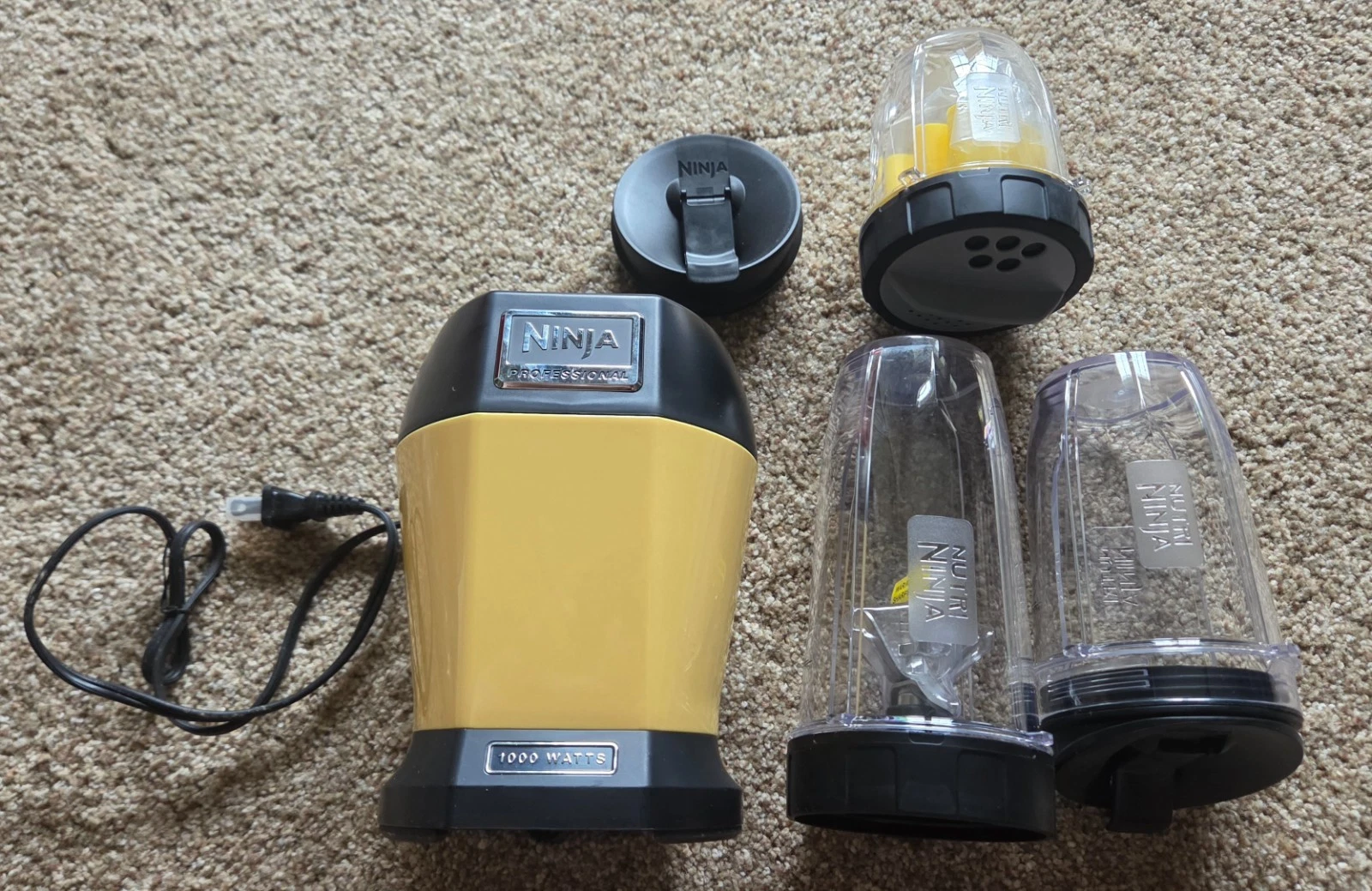 Ninja Nutri Blender Professional 1000W BL454QY W Cups & Lids,Yellow, NEW No Box
Opens in a new windo