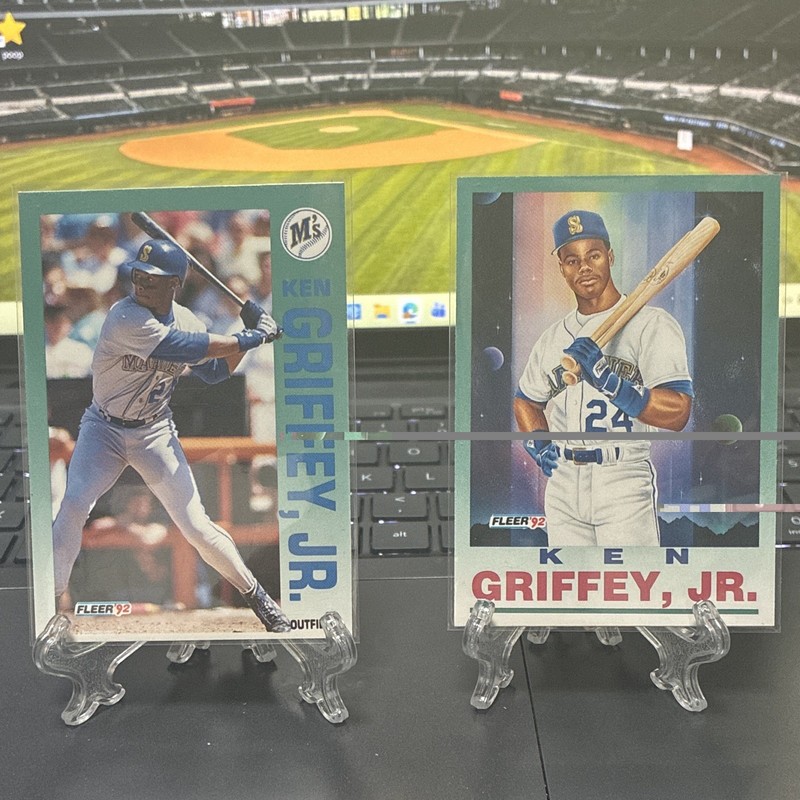 Fleer Ken Griffey Jr Seattle Mariners 1992 2-Card Lot #279 #709
