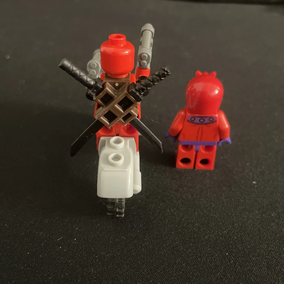 Lego Marvel Super Heroes Deadpool y Magneto Minifigura de Chopper Set 6866 Foto 2 de 2