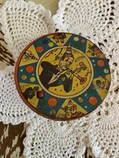 Vintage US Metal Toy Mfg Co. N.Y. Tin Spinner Noise Maker Rattle w/ Wood Handle