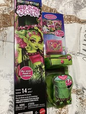 Monster High Self-Scare Secrets Venus McFlytrap Fashion Doll with 13 Accessories