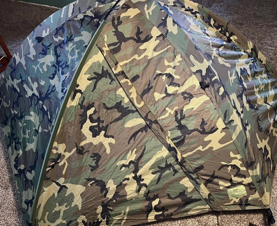 Tienda de combate USMC TCOP para una persona. Bosque M81 con mosca de lluvia ¡Nuevo en caja Eureka! ¡Como está NOS! Foto 3 de 4