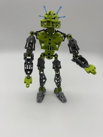 LEGO Bionicle Axalara T9 8943 Complete 693 Pieces No Canister No Manual