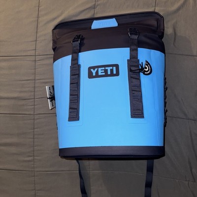 Yeti Hopper M12 Soft Backpack Cooler Big Wave Blue/Navy