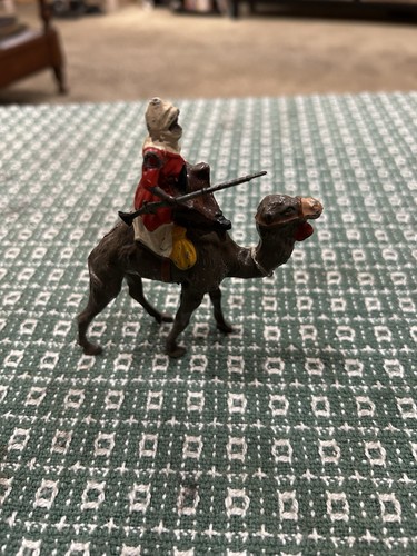 Britains Arab Cavalry on Camel Red Tunic - Picture 3 of 7