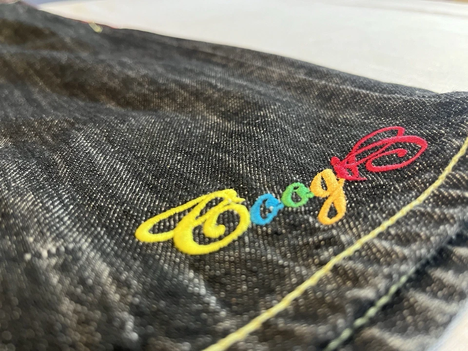 Pantalones Cortos De Colección Y2K Coogi Bordados Largos Anchos Jean Monstruos Talla 32 Raro  Foto 3 de 4