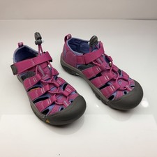KEEN Newport H2 Waterproof Hiking Sandals Womens Size 1 Pink CD-V 010215
