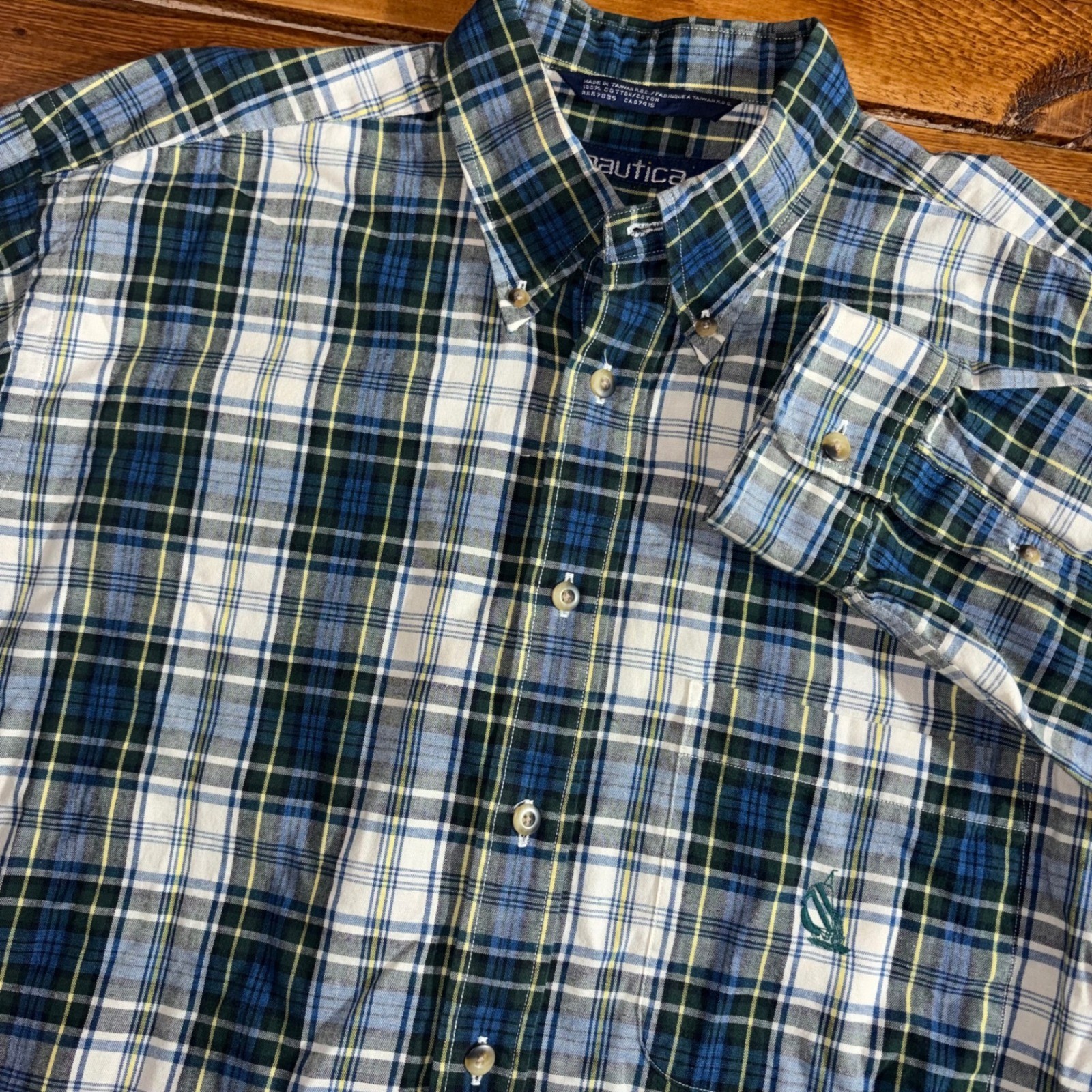 Vintage Nautica Button Down Shirt Mens Large Blue Green White Plaid Long Sleeve