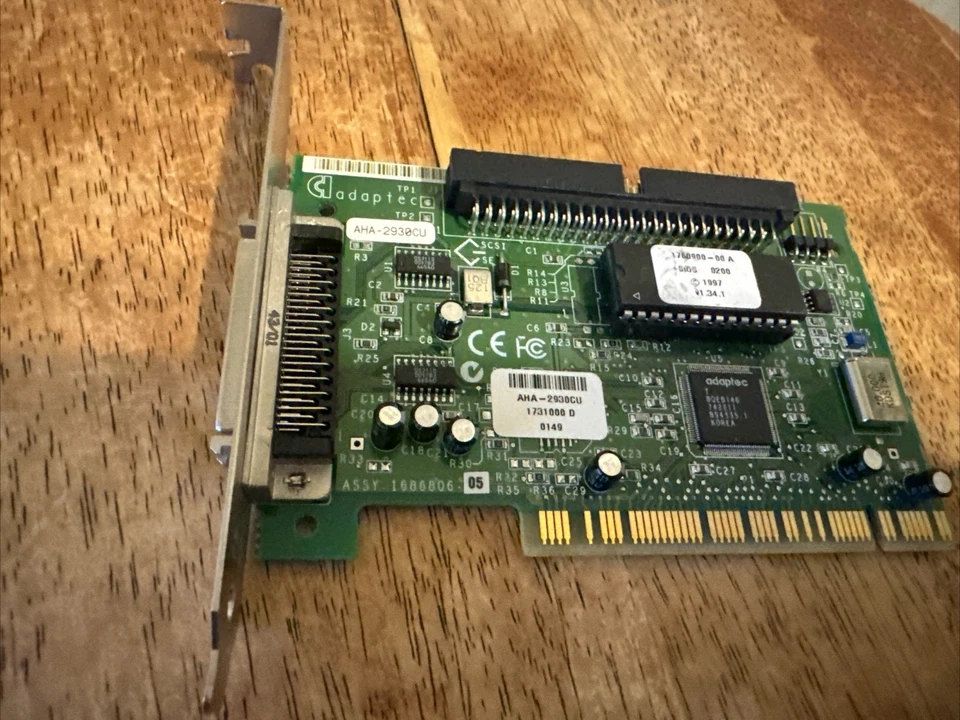 Adaptec AHA-2930CU PCI SCSI Controller Card - Image 3 of 4