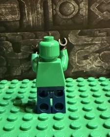 Lego DC Batman Killer Croc Minifigure bat008 7780 The Batboat 2006 Authentic