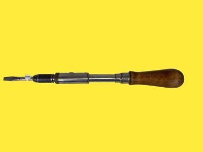 RARE NORTH BROTHERS YANKEE # 30 RACHETING SPIRAL STANDARD SCREWDRIVER - WORKS -