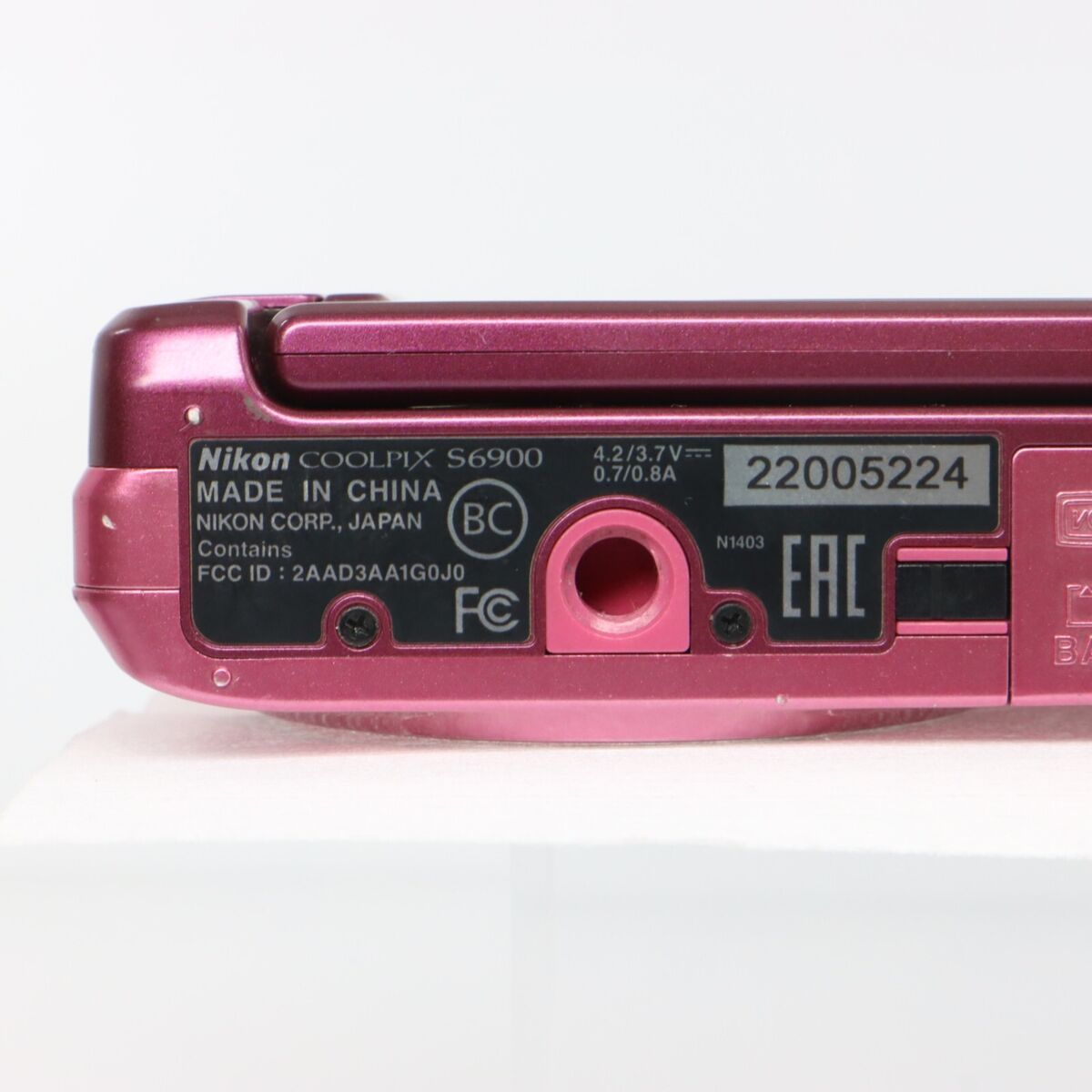 Nikon COOLPIX S6900 Pink 16.2MP w/battery 32GB SD card Nikon COOLPIX S6900 Pink 16.2MP w/battery 32GB SD card