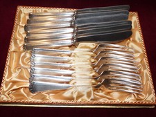 WMF Modell 45/800 Elefantenfuß / 12 tlg. Dessertbesteck für 6 Personen