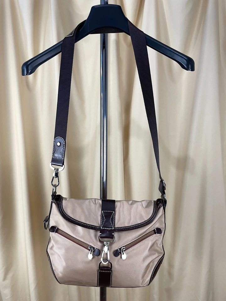 Bolsa de ombro Lancel Paris náilon vintage tamanho único bege feminina - Imagem 2 de 4