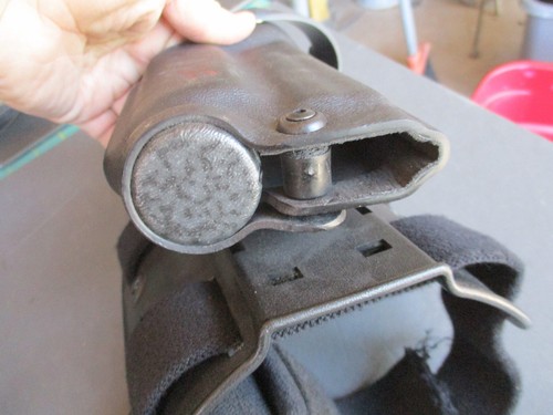 Sig P226 Pistole SAFARILAND Drop Leg Holster, P226 mit M3 M6 Licht - Bild 2 von 11