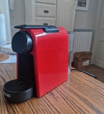 Nespresso DeLonghi Essenza Mini EN Rossa 85.R - perfettamente funzionante-