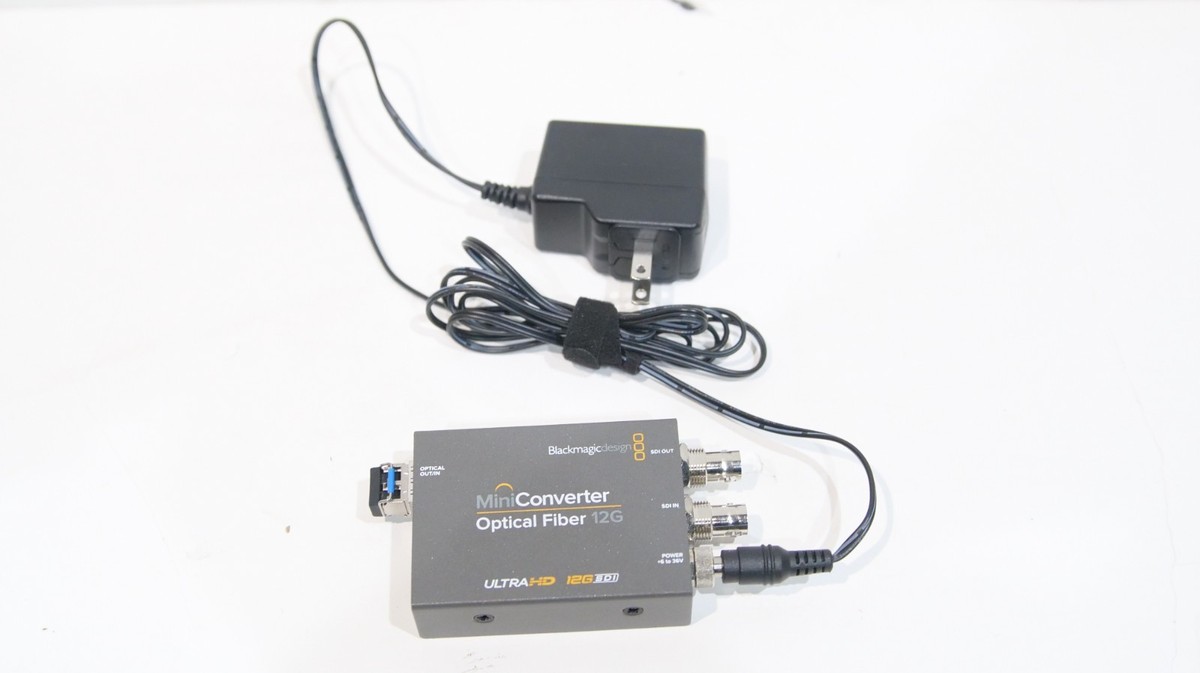 Blackmagic Design Mini Converter Optical Fiber 12G-SDI with