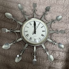 CLOCK, VINTAGE, WM WIDDOP,  SILVER, QUARTZ, 32.5 X 32.5 Cms, METAL, BATTERY