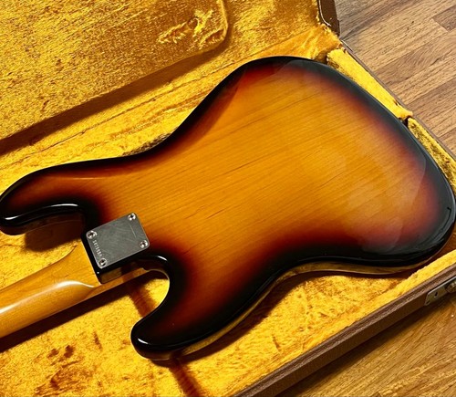 Fender American Vintage 62 Jazz Bass 2 boutons Sunburst avec étui rigide - Photo 9/13