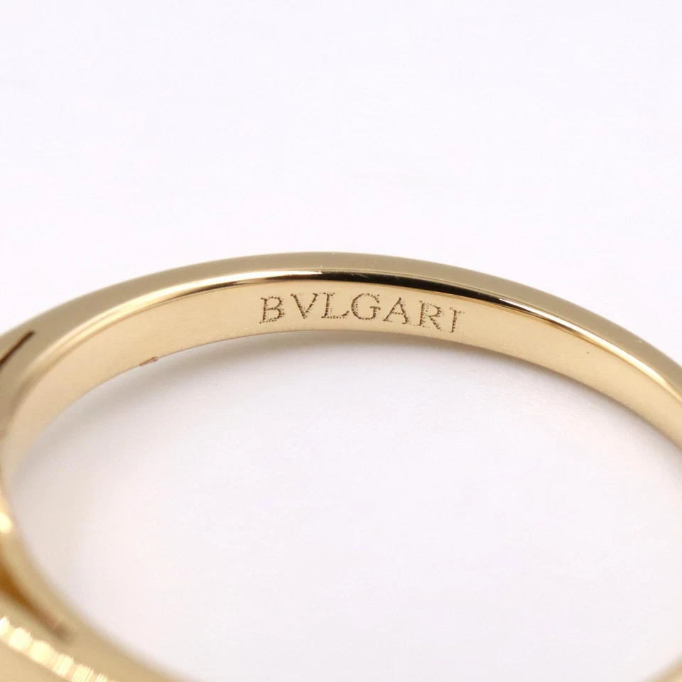 Anillo solitario de diamantes con glifo BVLGARI de oro amarillo de 18 quilates usado para mujer talla 3,75 de EE. UU. Foto 4 de 4