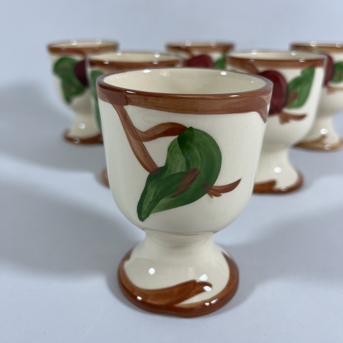 6 TAZZE UOVO vintage francescane in terracotta con piedi di MELA, alte 3-7/8" - Foto 3 di 10
