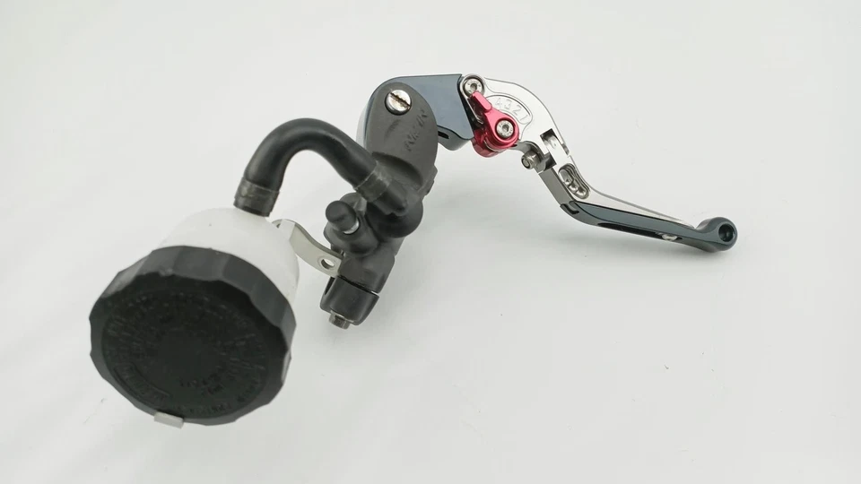 Maitre-cylindre avant SUZUKI 1000 GSXR 2009 à 2011 - Photo 3/4