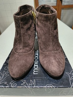 Marie Claire braune Wildleder High Heels