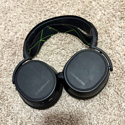 SteelSeries Arctis 9x Wirless Wireless Over-Ear Headset Built-In Mic Black