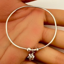 Vintage 925 Sterling Silver Flower Charm Baby's Bangle Bracelet Size 5.75 3.6g 