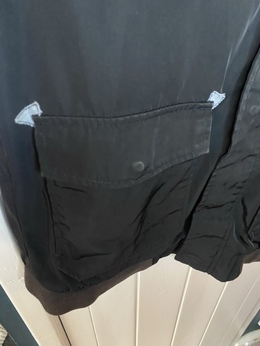 Vintage Levi’s Black Lightweight Jacket With Hidden Hood. Size Small - Picture 2 of 10