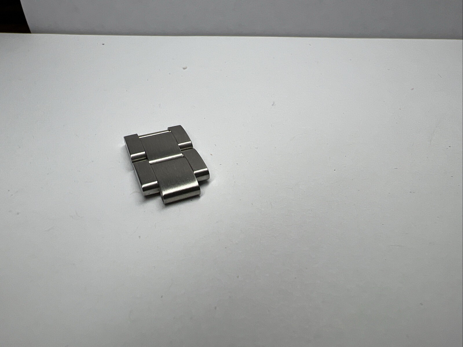 AUTHENTIC ROLEX SOLID MIDSIZE DATE DATEJUST STAIN… - image 1