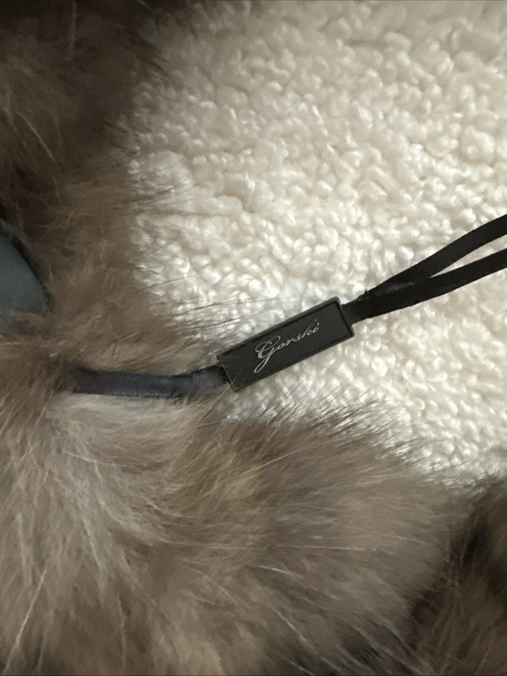 Gorski Sable knit Infinity Scarf With Ruffles Fur Origin Russia  - Image 4 of 4