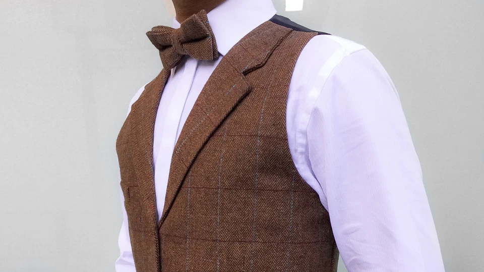 MEN'S WOOL  BLEND BROWN TAILORED FIT HERRINGBONE CHECK TWEED WAISTCOAT VEST - Image 3 of 4