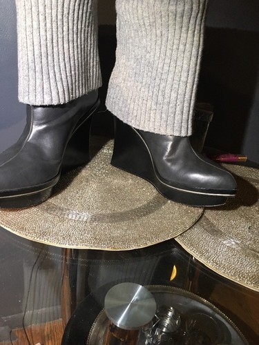 Park Sweater Platform Wedge Boots Size 