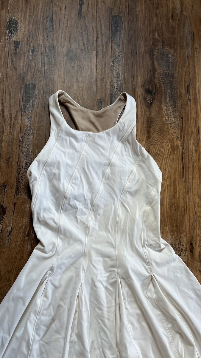 Women's Lululemon Court Crush Tennis Dress - White Size 2 Or 4 See