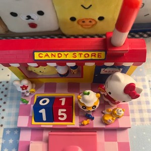 Sanrio Hello Kitty Ku Ring Pom Pom Purin Vintage Figurine Calendar