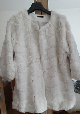 Damen Jacke Größe M/L Weiß -- Letzte Chance