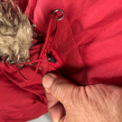 Giacca parka piumino d'oca premium Eddie Bauer donna cappotto rosso medio alto pelliccia sintetica - Foto 6 di 12