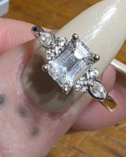 9ct White Gold White Sapphire Ring