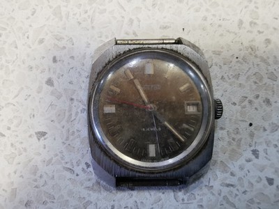 Vintage  USSR  MEN WATCH WOSTOK