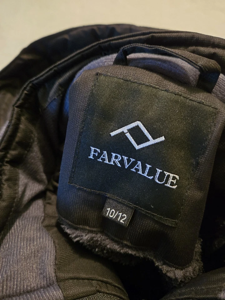 Chaqueta de invierno para niñas negra/gris forrada con valor de color (10/12 M) Foto 3 de 4