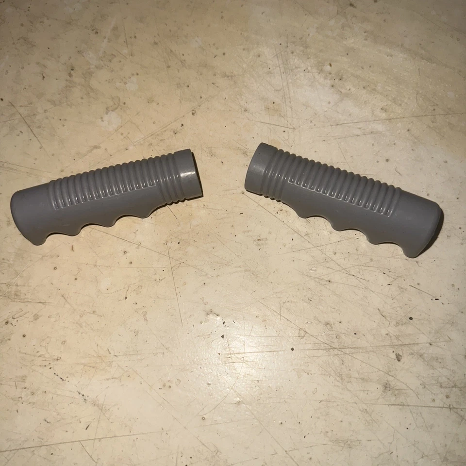 Hunt Wilde FG Flexon Stingray Bicicleta Triciclo Bicicleta Empuñaduras 7/8" Gris De Colección Foto 2 de 4