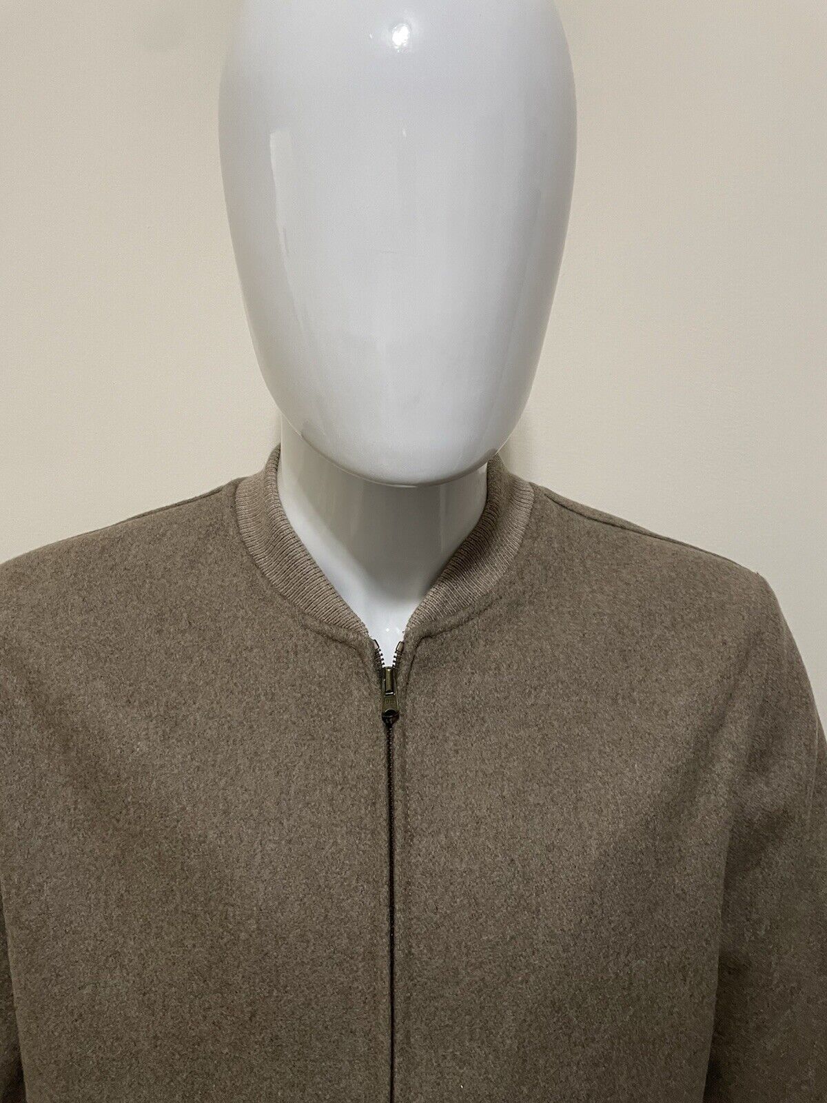 Picture 4 of 9