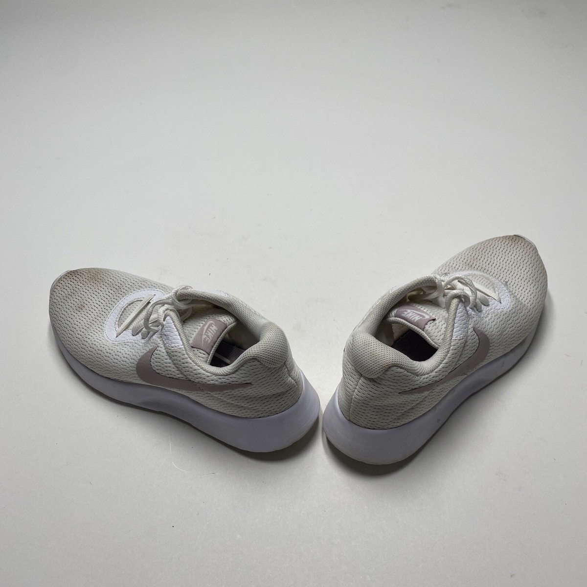 tenis nike wmns tanjun