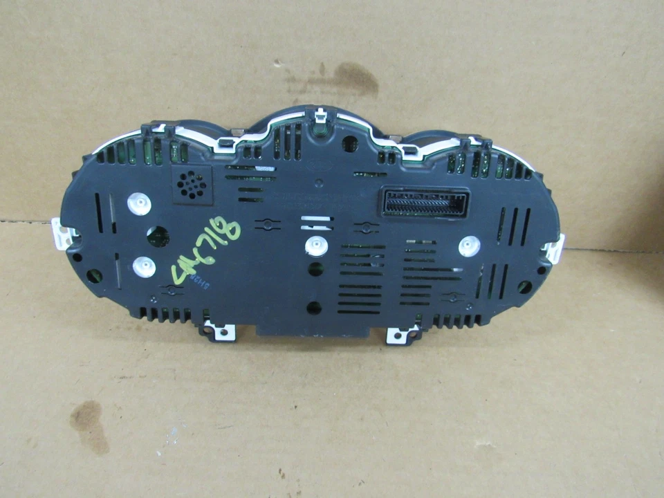 2016 2017 Kia Rio Instrument Head Speedometer Gauge Cluster OEM UNK Miles - Image 2 of 3