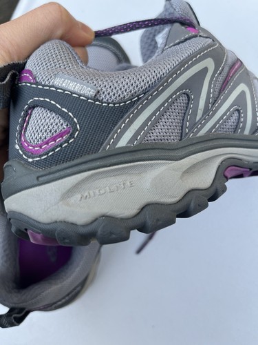 Scarpe da trekking Eddie Bauer Lukla basse grigie bacche impermeabili Vibram da donna taglia 7,5 - Foto 7 di 8
