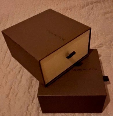100% Original Louis Vuitton Zwillinge Leerkarton mit 1 Staubbeutel.
