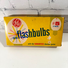 Vintage General Electric GE 5 12 Bulbs Camera Flashbulbs 1 Box of 12 Bulbs NOS