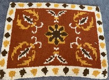 Vintage Retro 1973 Orange Medallions  Feathers Latch Hook Rectangle Rug 25x19